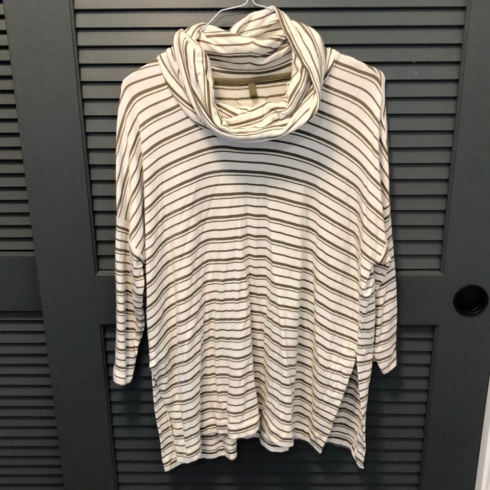 Lou & Grey cowl neck tunic